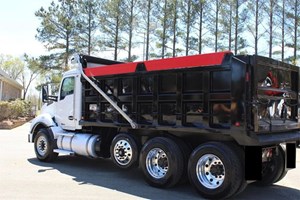 2016 Kenworth T880  Truck-Dump